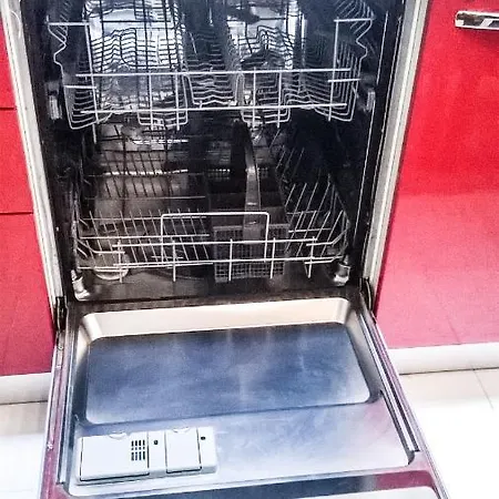 Apartman - Sleeps 3 & Swimming Pool