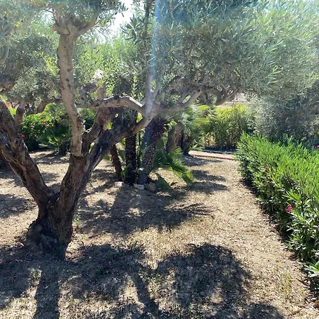 - Sleeps 3 & Swimming Pool