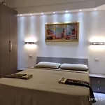 Apartment - Sleeps 3 & Swimming Pool *